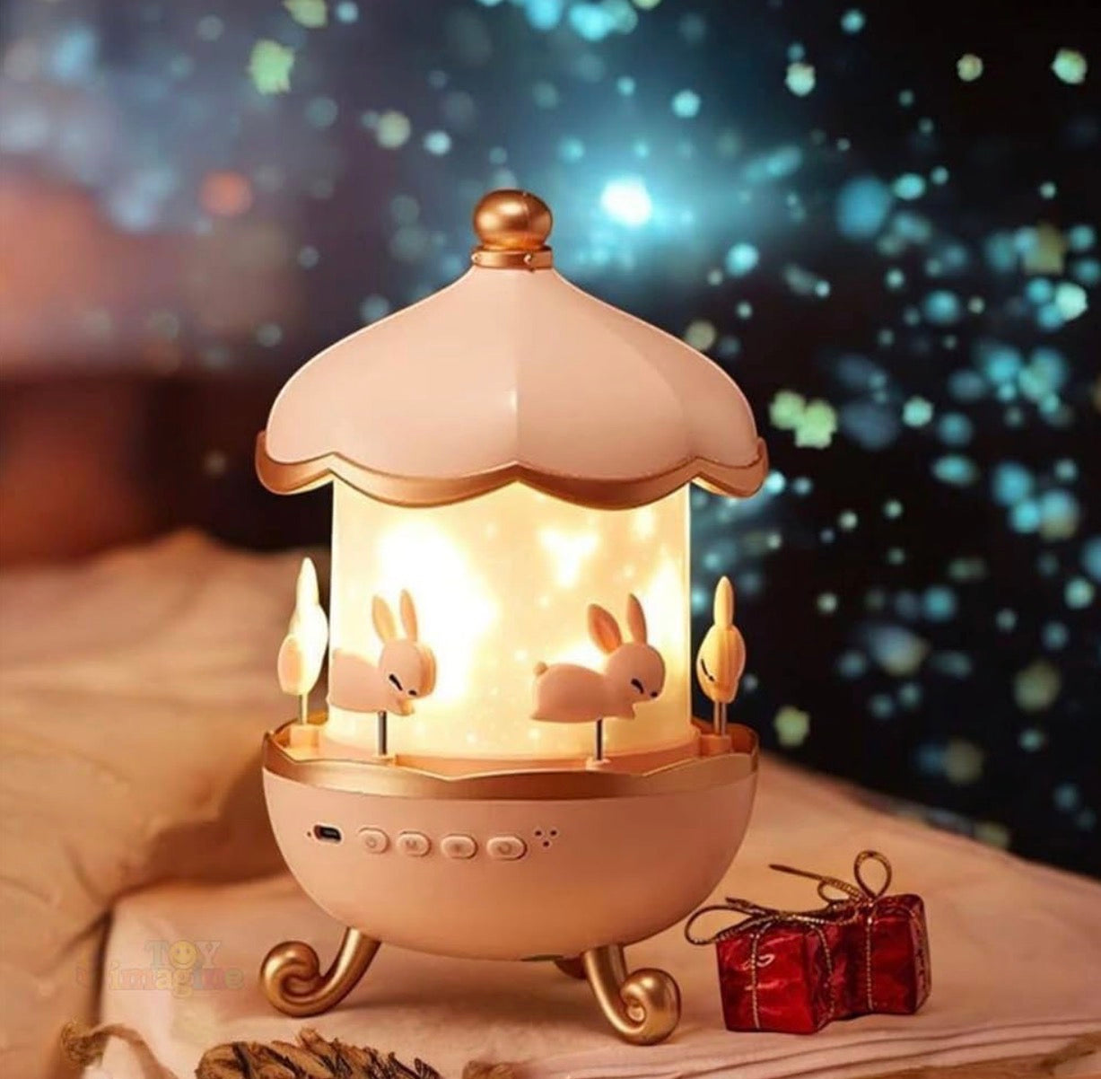 Night Projector Lamp – 360° Rotating LED Starry Light with Moon, Ocean Wave & Astronaut Effects – USB Powered for Bedroom Décor – Multicolor Gift for All Ages